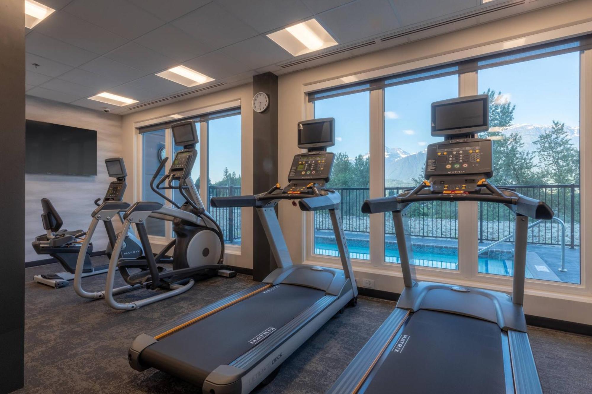 Fairfield By Marriott Inn & Suites Ревелстоук Екстериор снимка