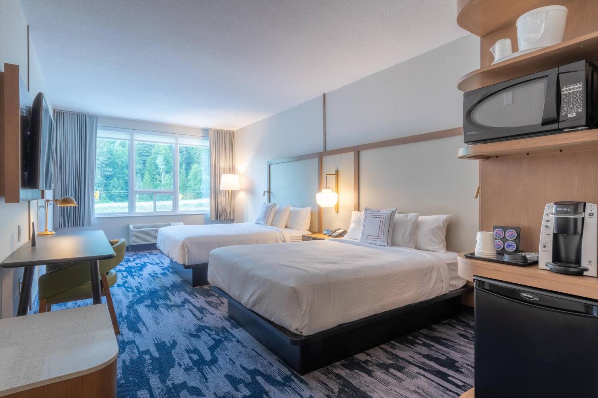 Fairfield By Marriott Inn & Suites Ревелстоук Екстериор снимка